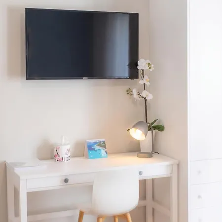 Cozy In The Heart Of - 45 M² With View