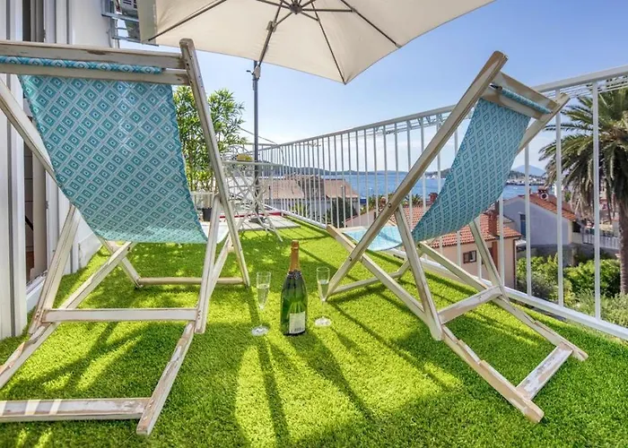 Cozy In The Heart Of - 45 M² With View Mali Lošinj